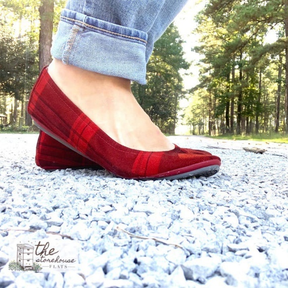 Storehouse Flats Christmas Classic Plaid - Picture 4 of 4